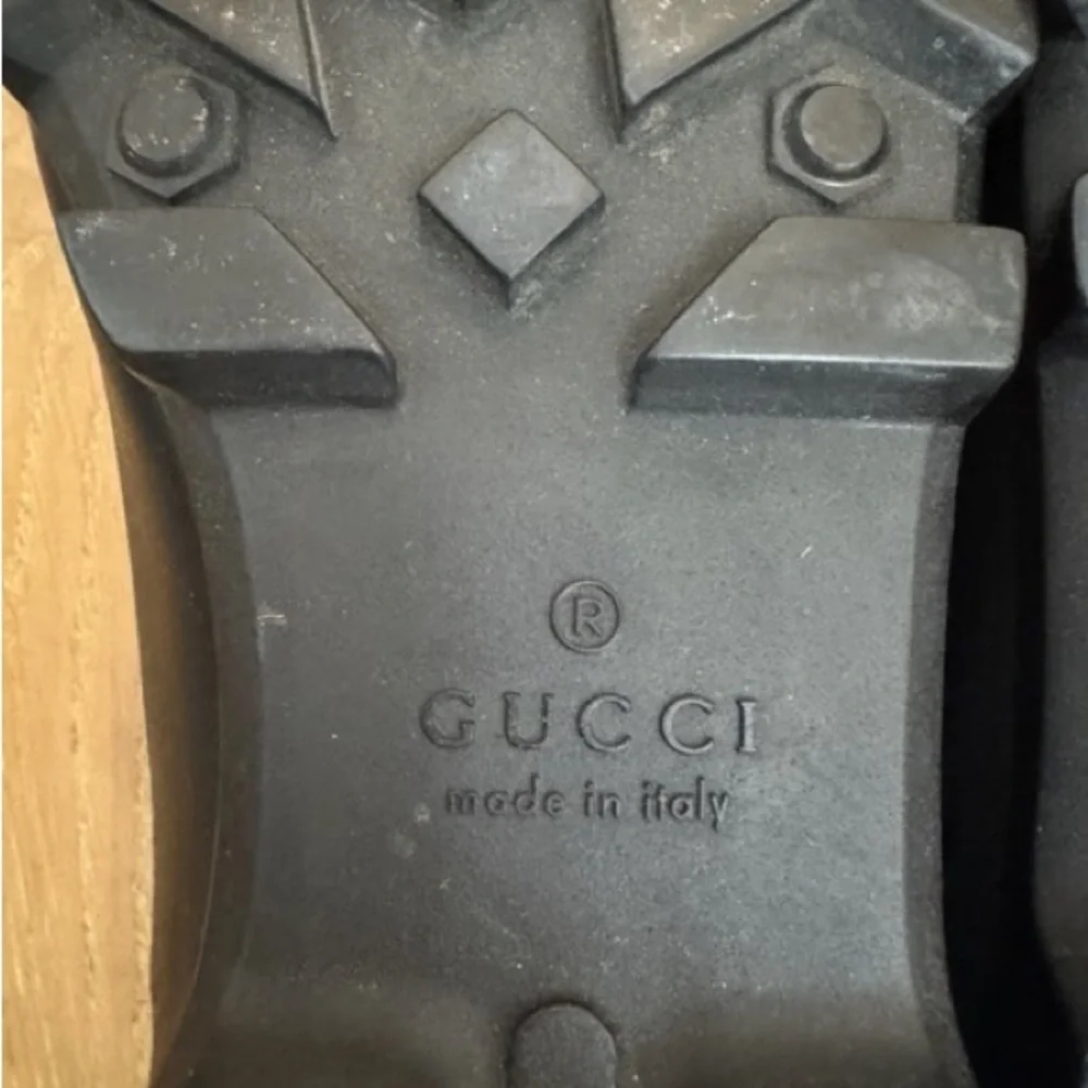 Gucci Men's Black Leather Oxfords